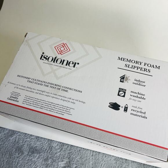 Isotoner Women’s Classic Comfort Hoodback Slippers Size XL 9.5-10 Buckskin - Picture 15 of 15